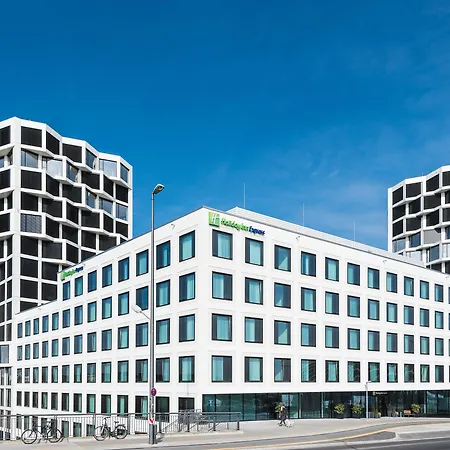 Express West By Ihg 3*