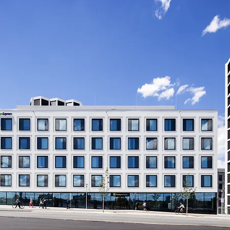 Express West By Ihg 3* Mnichov