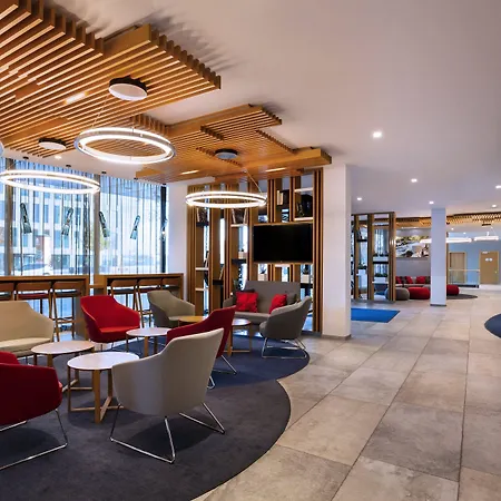 Express West By Ihg Szálloda