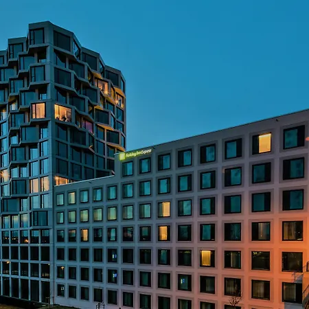 Express West By Ihg Hotel Mnichov
