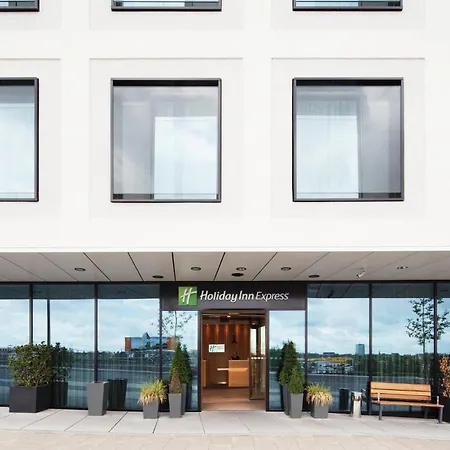 Holiday Inn Express Munich City West By Ihg