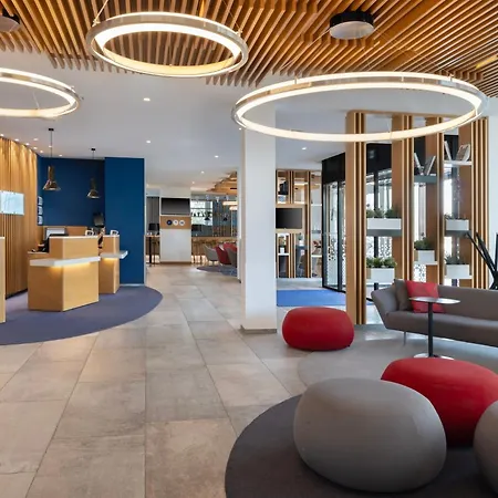 Holiday Inn Express Munich City West By Ihg Отель