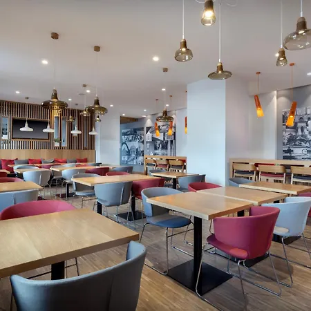 Отель Holiday Inn Express Munich City West By Ihg 3*