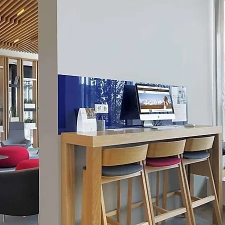 Express West By Ihg Hotel München