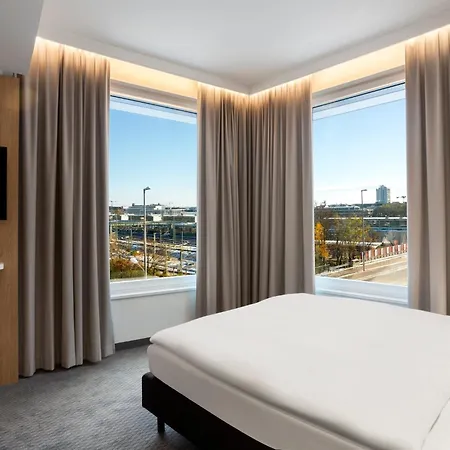 Hotel Express West By Ihg