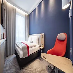 Express West By Ihg Hotel München