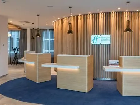 Holiday Inn Express Munich City West By Ihg Hotel