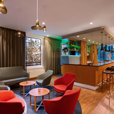 ホリデイイン エクスプレス シティ ウエスト ホテル