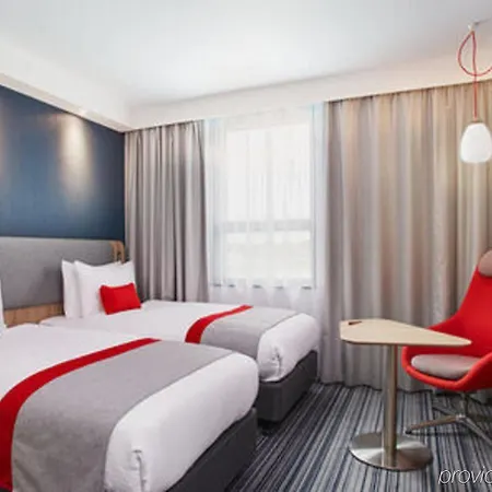 Holiday Inn Express Munich City West By Ihg