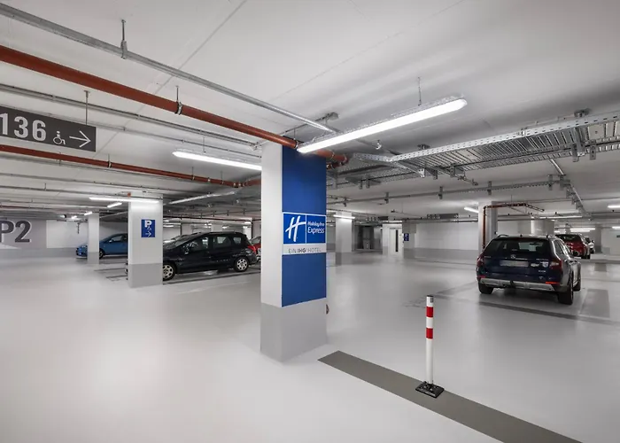 Hotel Express West By Ihg München