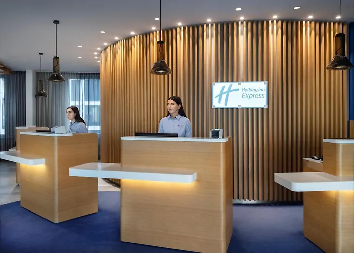 Express West By Ihg 3*