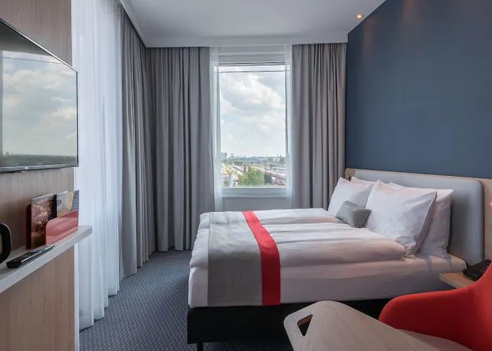 Express West By Ihg 3*