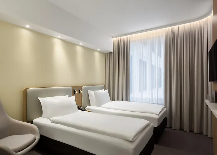Express West By Ihg Hotel München